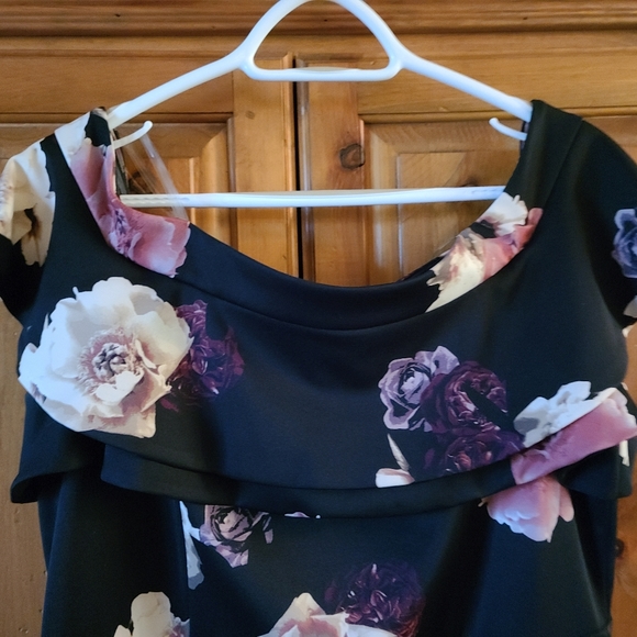 Le Chateau fitted black dress XXL - Picture 5 of 6
